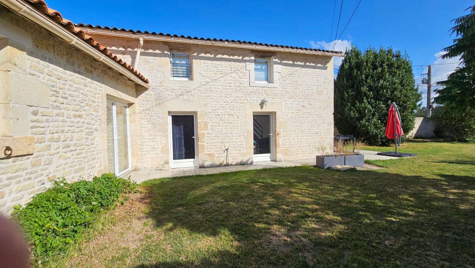 Le gîte de Malécot Gîte familial de 5 personnes Coulon Esterno foto